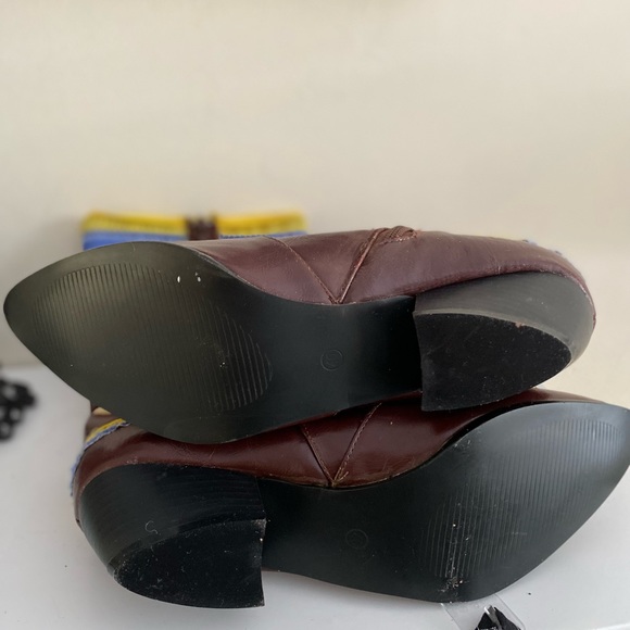 Firenze Style in Italy  boots brown with multi color fabric lace Adornment Sz 40 - Picture 6 of 9